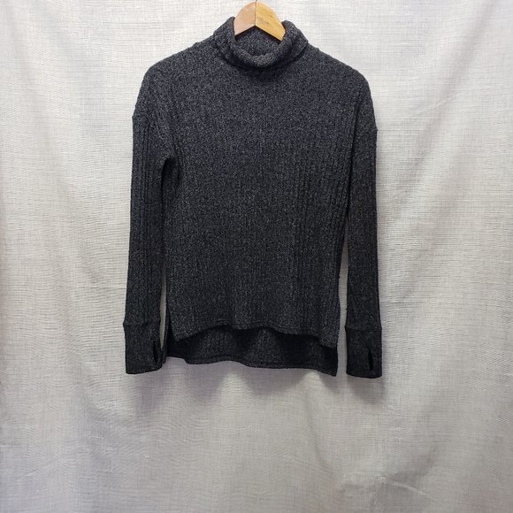 Athleta Sweaters - Athleta sweater